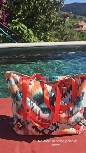 Bolso Tamyraki — origen: , 